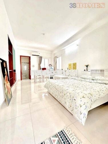Căn hộ full nội thất ngay giáp Trường Chinh