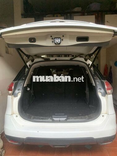 Nissan X trail 2016 2.5 SV 4WD - 78000 km