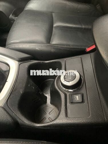Nissan X trail 2016 2.5 SV 4WD - 78000 km