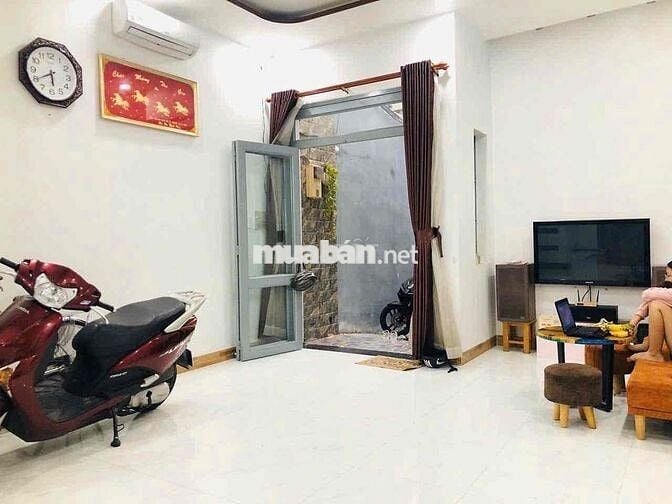 Bán Nhà 3 tầng. Gần Chung Cư Gia Phát. Lê Đức Thọ p17. 4.5x8.5
