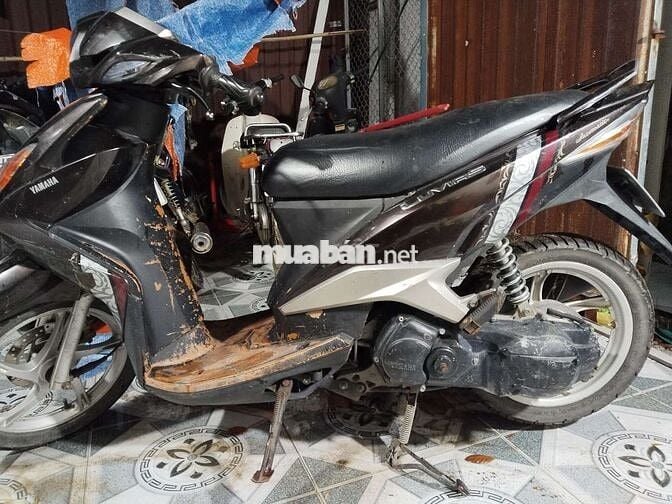 Cần bán 1 xe luvias