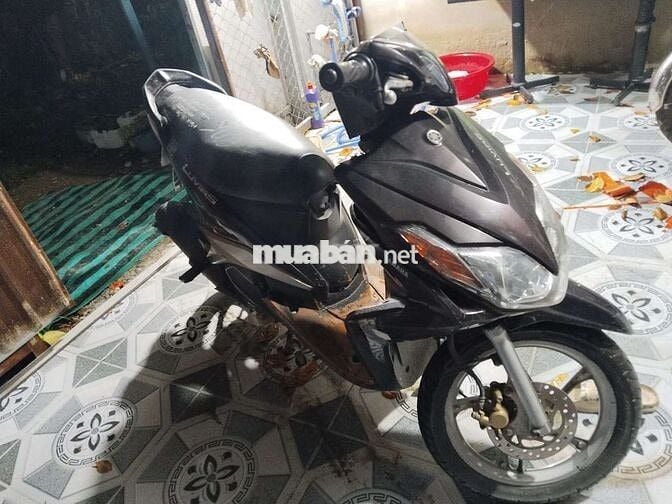 Cần bán 1 xe luvias