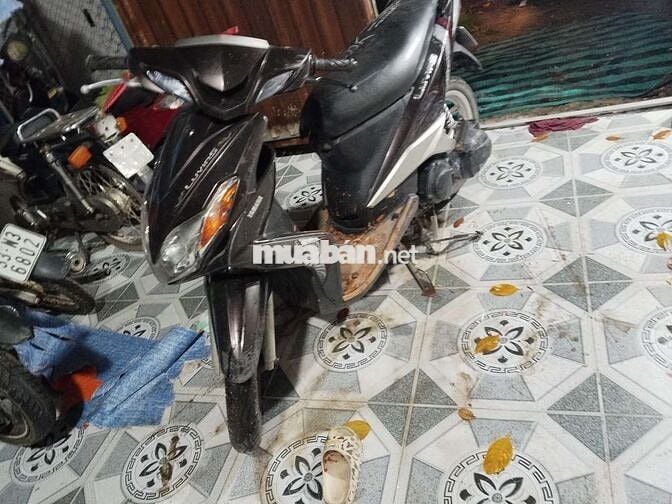 Cần bán 1 xe luvias