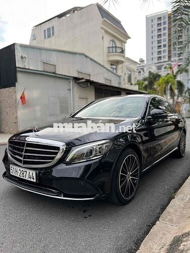 Mercedes C200 Exclusive odo 28k km siêu lướt 2019