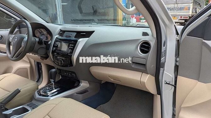 Nissan 2015 VL 2.5 AT 4WD - 155000 km