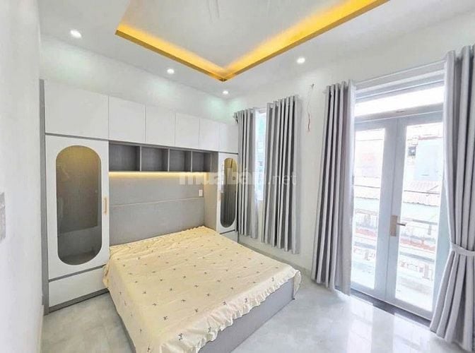 Không có căn thứ 2, Đ Trần Quốc Thảo, Dt lớn 101m2, Giá 8tỷ9 - SHR TL