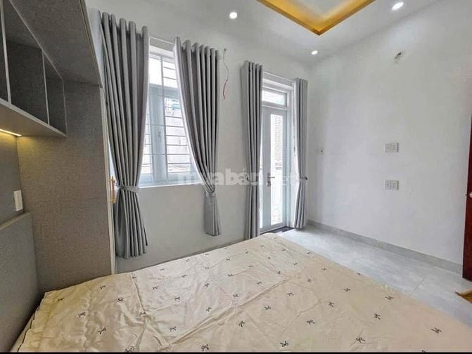 Không có căn thứ 2, Đ Trần Quốc Thảo, Dt lớn 101m2, Giá 8tỷ9 - SHR TL