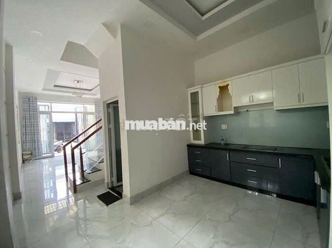 BÁN GẤP NHÀ RIÊNG 3PN, 3WCtẠI THỚI AN, Q12, HẺM XE HƠI, 5,1 tỷ, 55m2