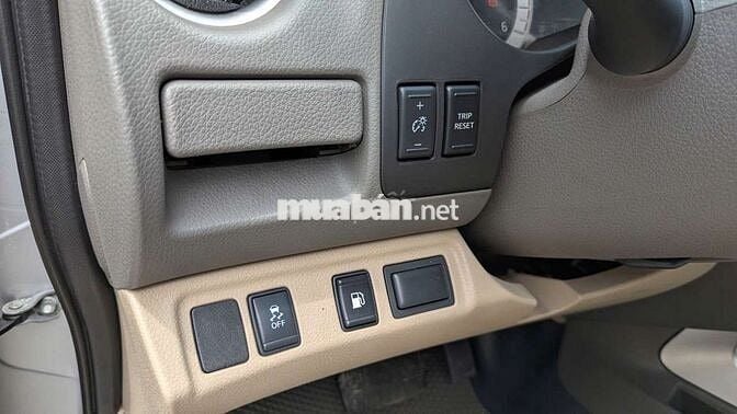 Nissan 2015 VL 2.5 AT 4WD - 155000 km