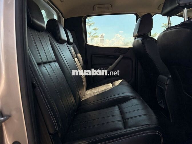 Ford Ranger XLS 2021 máy dầu số tự động
