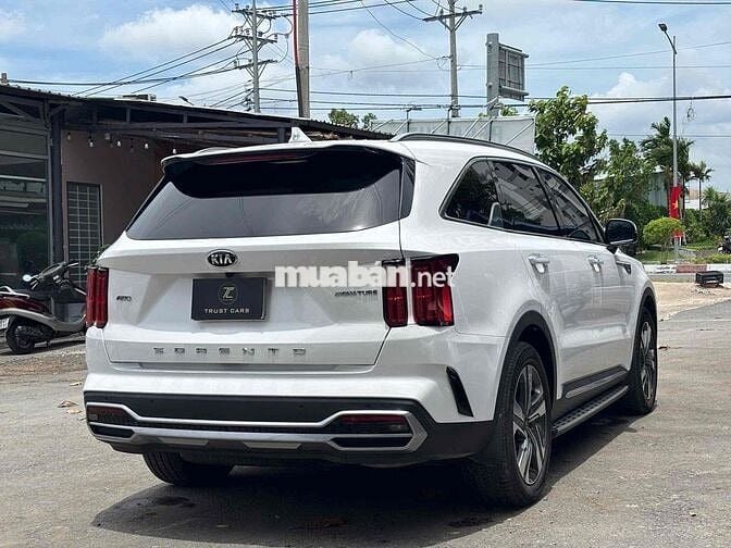 Kia Sorento 2022 Signature 2.5 AT AWD - 30000 km