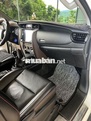Toyota Fortuner 2019 2.4G 4x2 MT - 60000 km
