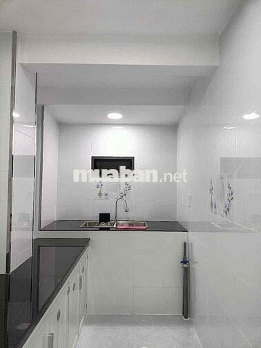 Căn Hộ Chung Cư 2PN Mới 100% Rộng 60m2 Gần Ngay Cầu Kinh Thanh Đa