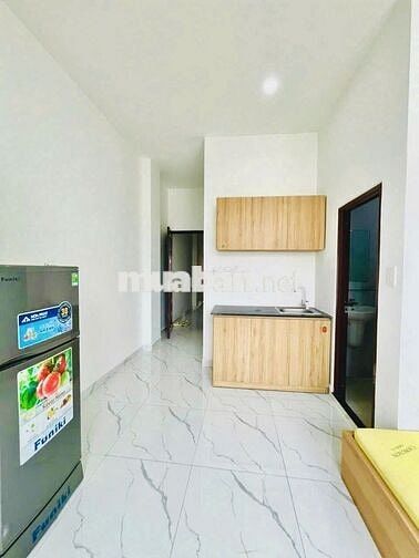 CHO THUÊ CĂN HỘ STUDIO BAN CÔNG ĐẸP FULL NỘI THẤT CHUẨN KHÁCH SẠN