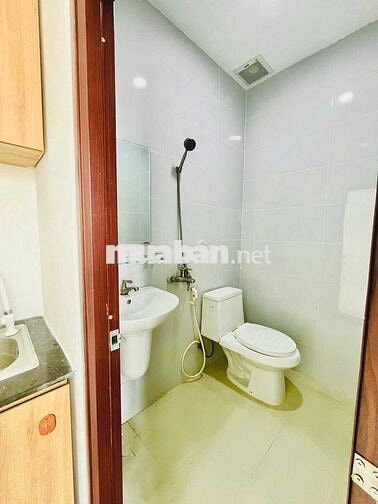 CHO THUÊ CĂN HỘ STUDIO BAN CÔNG ĐẸP FULL NỘI THẤT CHUẨN KHÁCH SẠN