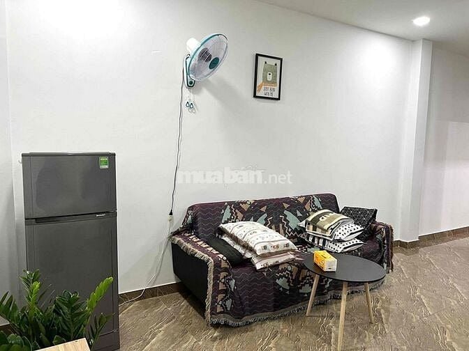 CĂN HỘ 2 PHÒNG NGỦ . Địa Chỉ Trần Văn Thành sát Biển. Diện tích 60m2