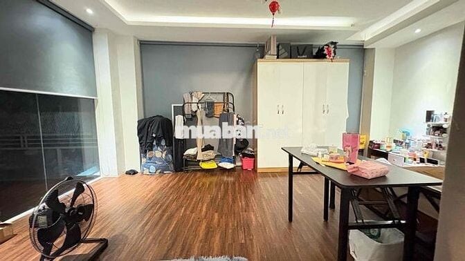 TÔI CHUYỂN RA NHÀ RIÊNG PASS LẠI CHDV 1PN 50M2 FUL TIỆN NGHI GIÁP Q1