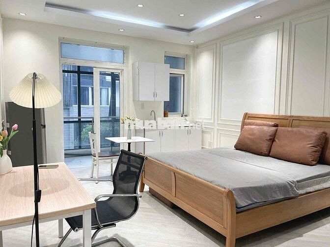 studio ban công lớn máy giăth riêng gần rmit, lotte
