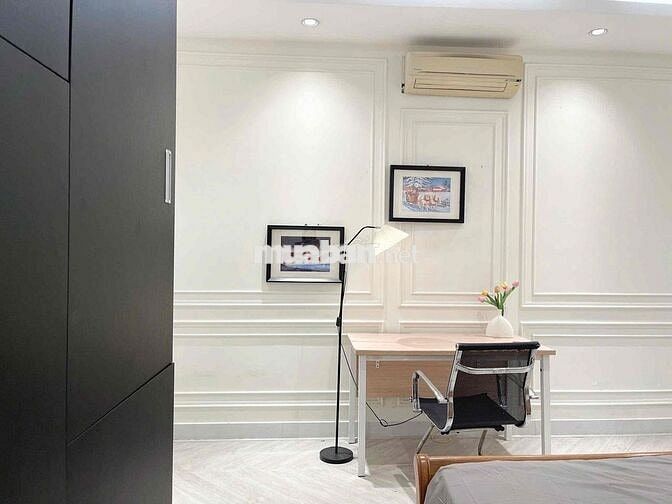 studio ban công lớn máy giăth riêng gần rmit, lotte