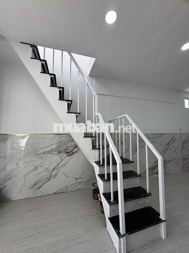 *Bán Nhà 2 Tầng 3 mặt thoáng! Hẻm- Ngay Chợ VCN Phước Hải-