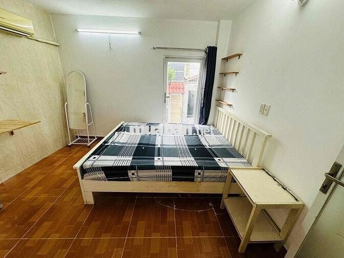 Phòng trống dọn vào liền dc bếp wc máy lạnh nt căn bản giờ tự do