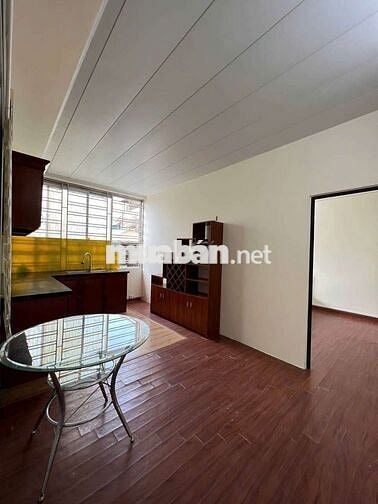 Cho thuê CCMN 2n1k 70m2 full đồ. Phòng rộng thoáng, ban công rộng