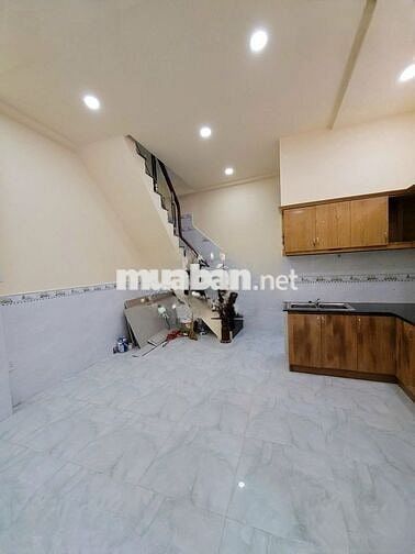 Ngay góc hẻm, (4x8m 1L 2Pn 2wc), 392/20 Cao Thắng_P.12_Q.10