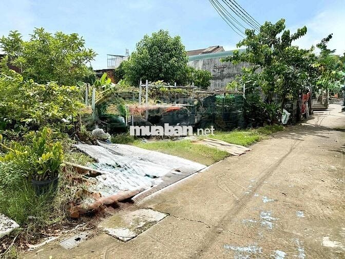 Bán gấp lô đất đẹp gần ngã tư ga quận 12 full thổ cư