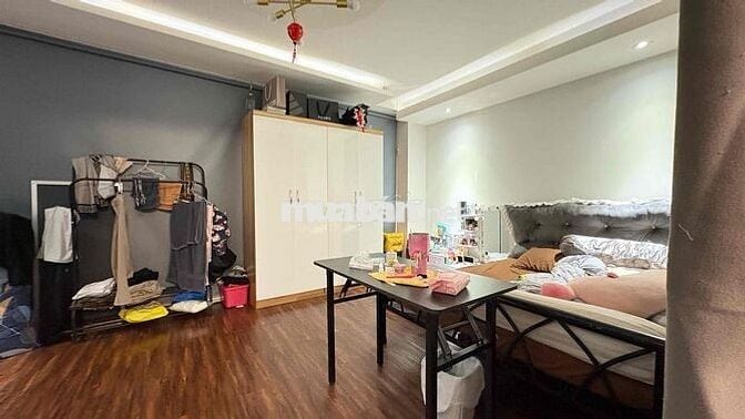 TÔI CHUYỂN RA NHÀ RIÊNG PASS LẠI CHDV 1PN 50M2 FUL TIỆN NGHI GIÁP Q1