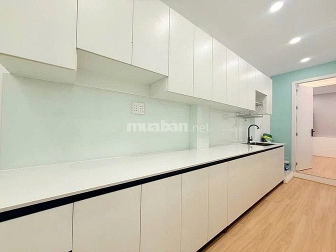 CC 96 595 CMT8-Q10-43M2-2PN-CHỈ 2.79…TỶ TL