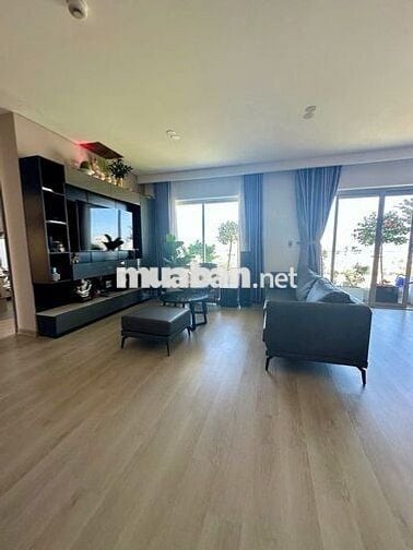 Penthouse 2PN Full Nội Thất Cao Cấp – Indochina, Vị trí Vàng TTTP