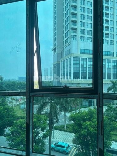 Văn phòng 6 tầng 180m2 một sàn đối diện Lotte Mall Tây Hồ, Hà Nội