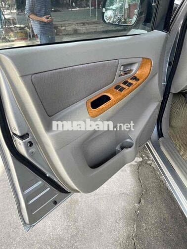 Toyota Innova 2010 G - 92000 km