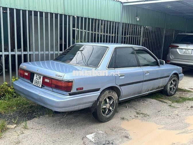 Bán xe Camry 1989