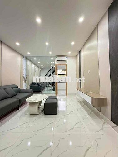 TRUNG TÂM QUẬN CẦU GIẤY - TẬP THỂ NGHĨA TÂN,  GỒM 3 NGỦ + 2 WC, 2 BAN