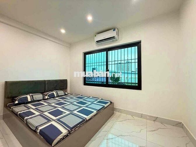 TRUNG TÂM QUẬN CẦU GIẤY - TẬP THỂ NGHĨA TÂN,  GỒM 3 NGỦ + 2 WC, 2 BAN