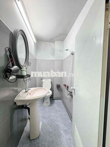 CHO THUÊ 1PN TÁCH BẾP SIÊU SẠCH SẼ NGAY CÔNG VIÊN LÊ THỊ RIÊNG