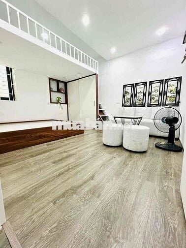Bán nhà tập thể phố vă Chương Đống Đa  nhà đẹp 2 thoáng ở ngay 60m tần