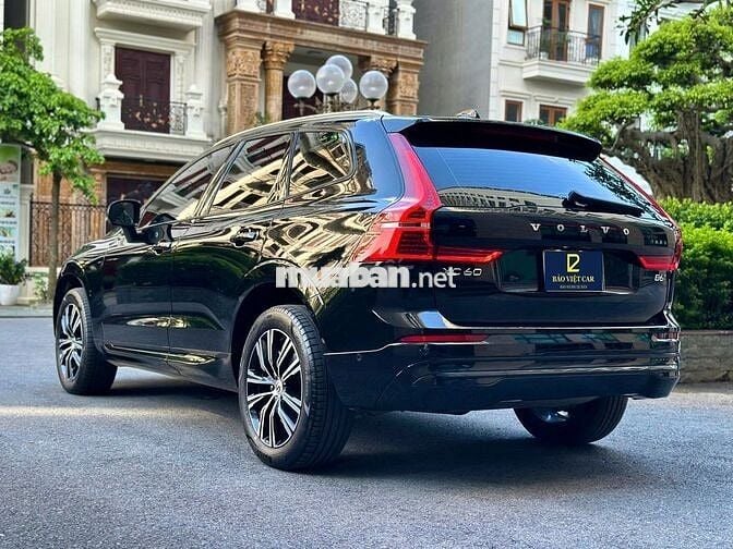 Volvo XC60 2022 Inscription B6 AWD - 30000 km