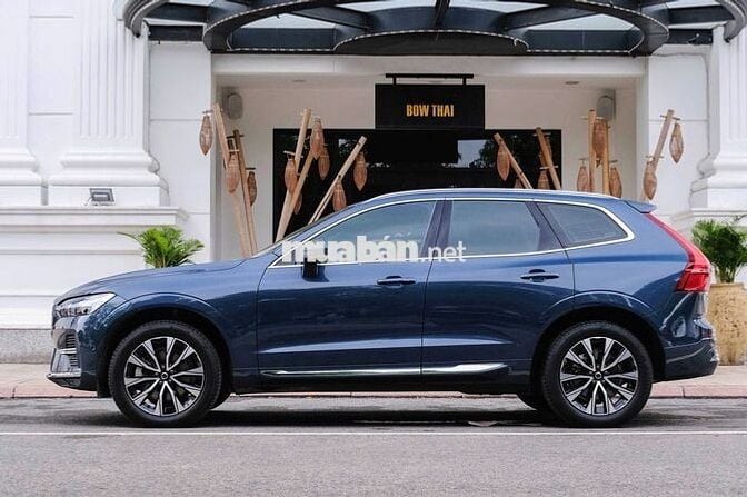 Volvo XC60 2025 Ultimate Bright B6 AWD - 4000 km
