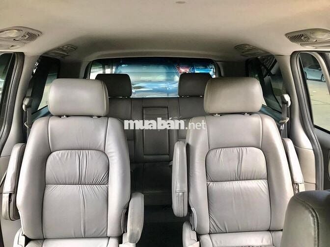 Kia Carnival 2009 GS 2.5 AT đen đẹp 7 chỗ rộng rãi