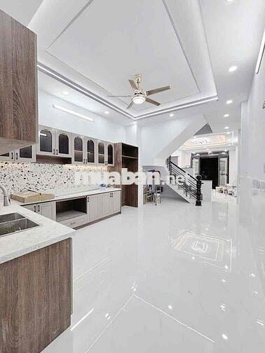 HƯƠNG LỘ 2, 4 x 15, 3 TẦNG ĐẸP, 4PN, HXH 6M, GIÁP TÂN PHÚ, CHỈ 6.X  TỶ