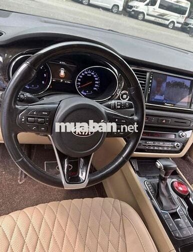 Kia Sedona 2019 Full dầu - màu đỏ