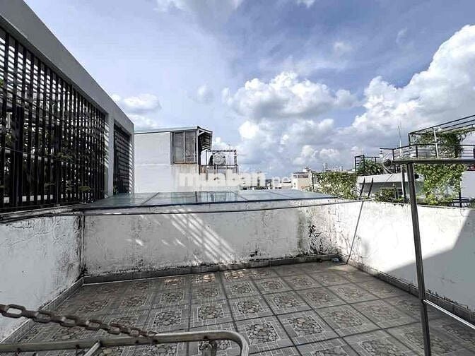 NHÀ ĐÚC 4 TẦNG CỨNG- HẺM OTO THÔNG- QUANG TRUNG F8- 4x20m- Chỉ 8️⃣Đồng