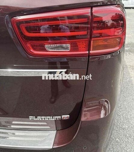 Kia Sedona 2019 Full dầu - màu đỏ