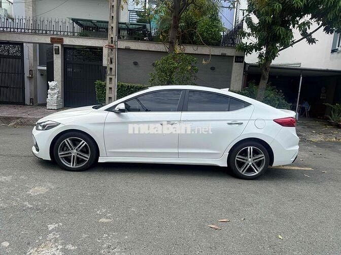 Hyundai Elantra 2019 1.6AT Sport - 56000 km