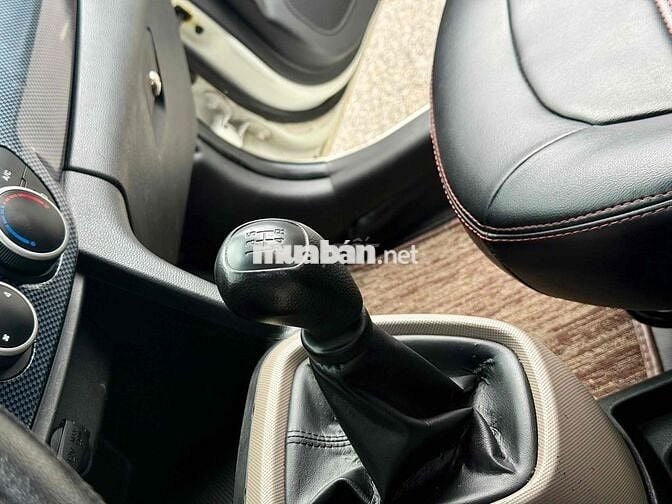 Hyundai Grand i10 2018 Sedan 1.2 MT - 129000 km