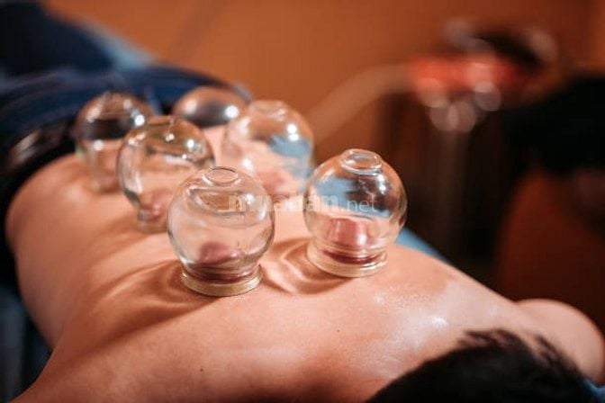 DỊCH VỤ CẠO GIÓ GIÁC HƠI TẠI NHÀ 