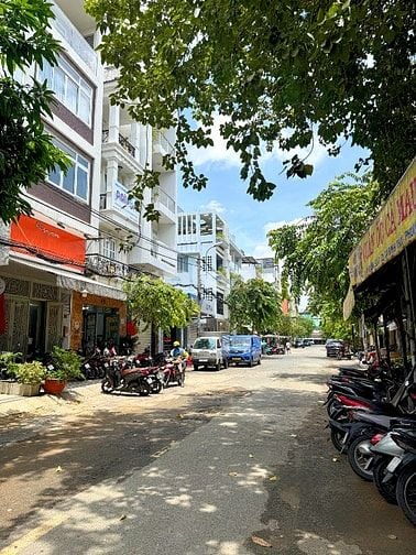 BÁN NHÀ MẶT TIỀN : 50 - 52 ĐƯỜNG SỐ 7 CƯ XÁ BÌNH THỚI - P. 8 