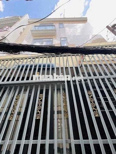Nhà 4 Tầng Cực Đẹp – Cách Trường Sa 10m – Giá Chỉ 5.5 Tỷ!